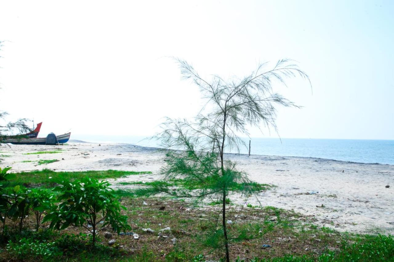Caspian Beach Resort Alappuzha 외부 사진